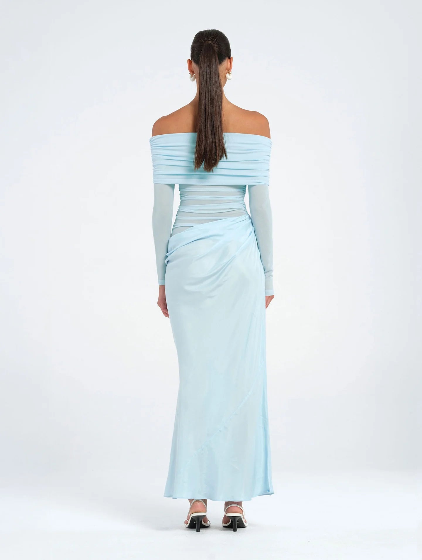 BENNI Yasmin Off Shoulder Maxi Baby Blue