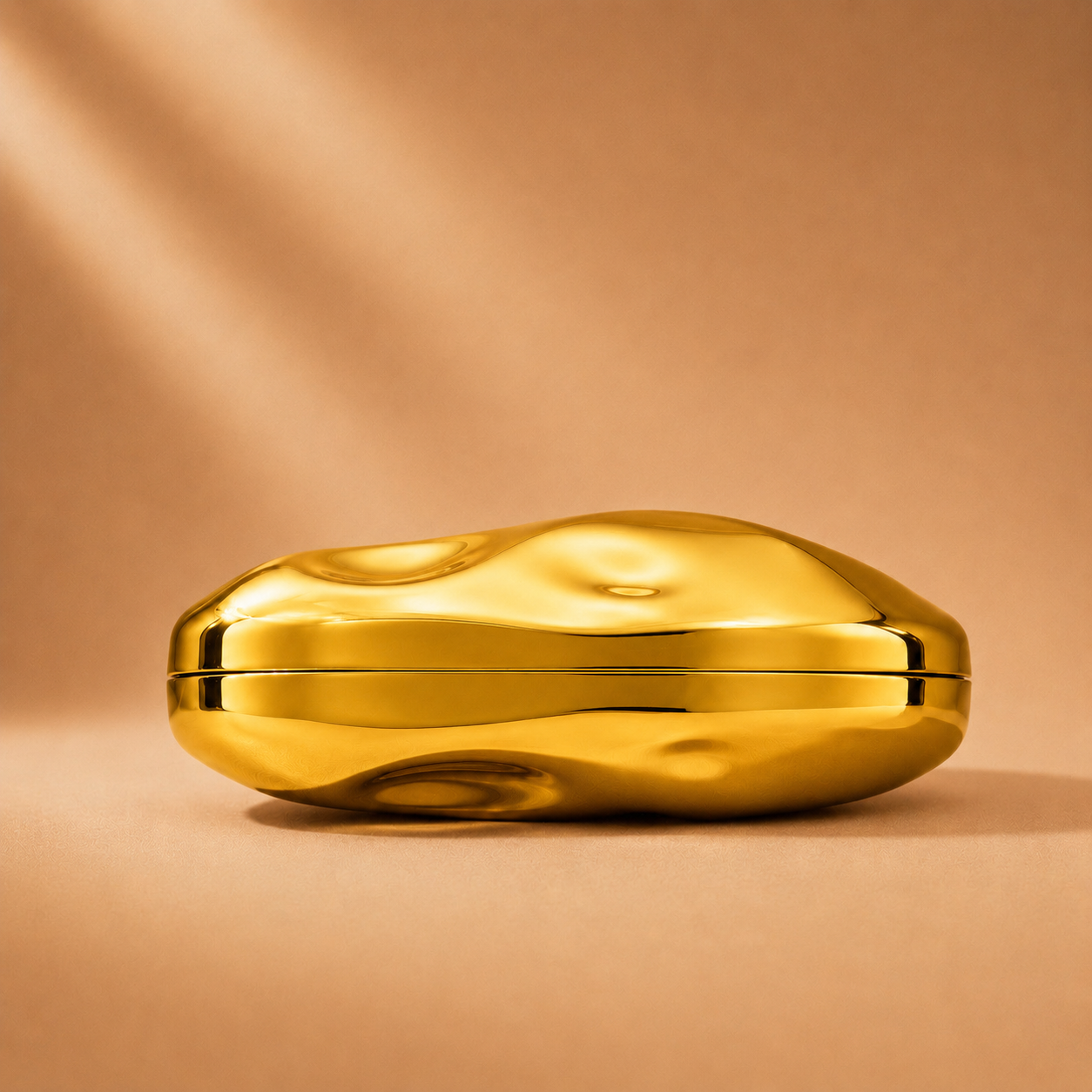 Valencia Clutch Gold